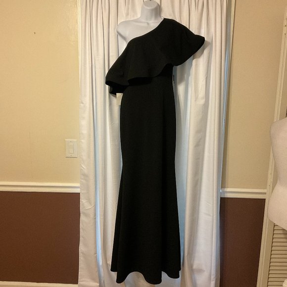 Lulus Dresses & Skirts - Lulu's Dress L Black One Shoulder Ruffle Long New NWT